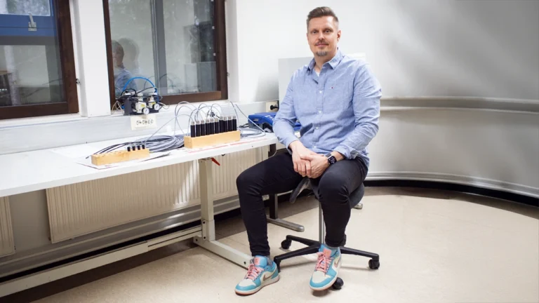 Juha Kahelin, operatiivinen kehitys